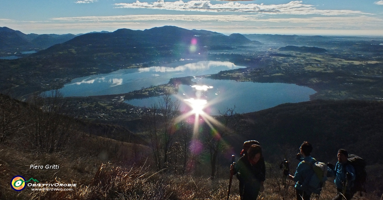 50 Il Lago d'Annone...specchio del sole .JPG